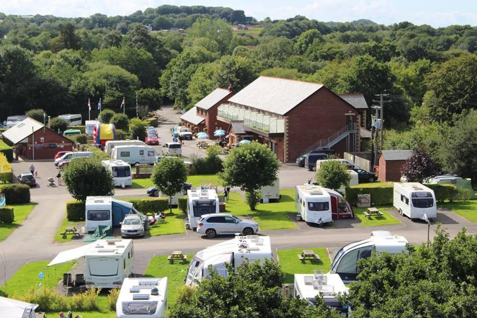 Riverside Park & Country Club South Molton Esterno foto